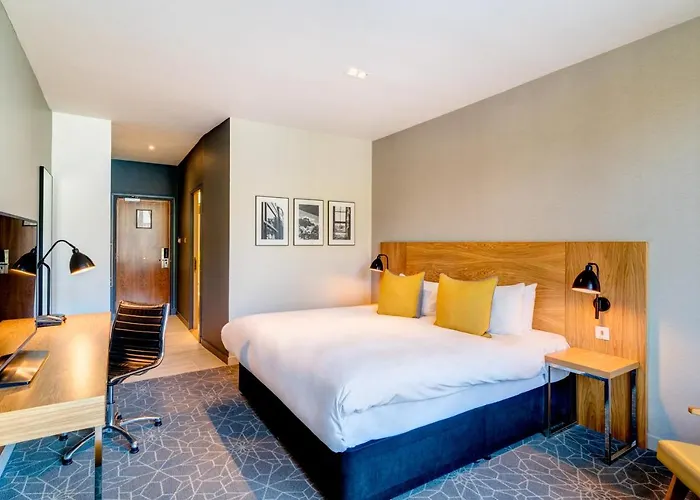 Edinburgh City Center Hotels